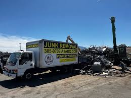 Best Attic Cleanout  in Fanning Springs, FL
