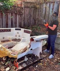 Best Mattress Disposal  in Fanning Springs, FL